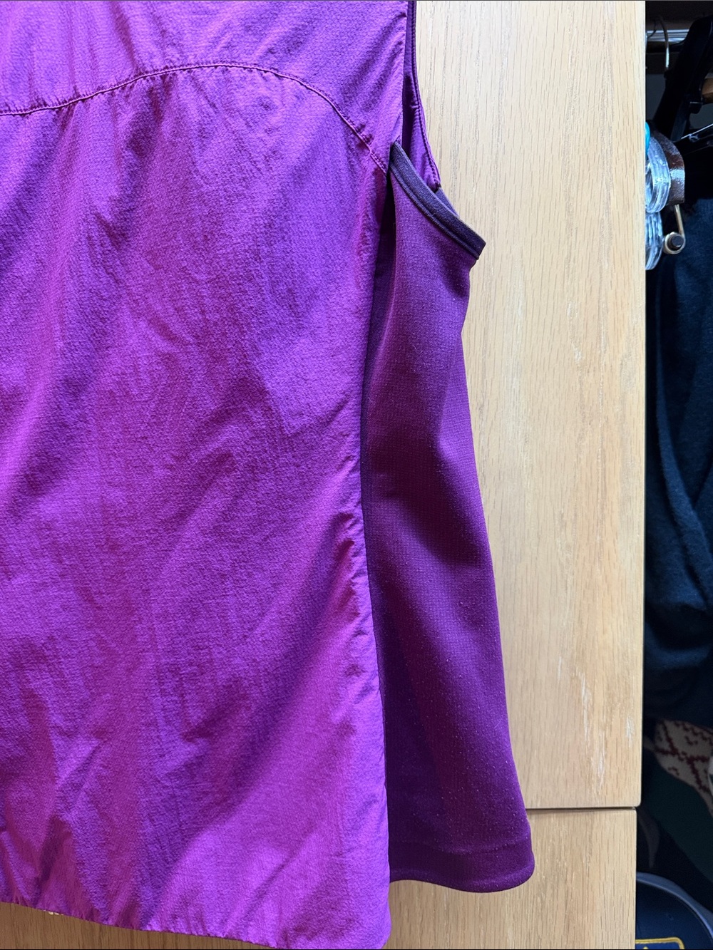 Arc'teryx Magenta/Purple Women's Active Shell Vest - Picture 12 of 12